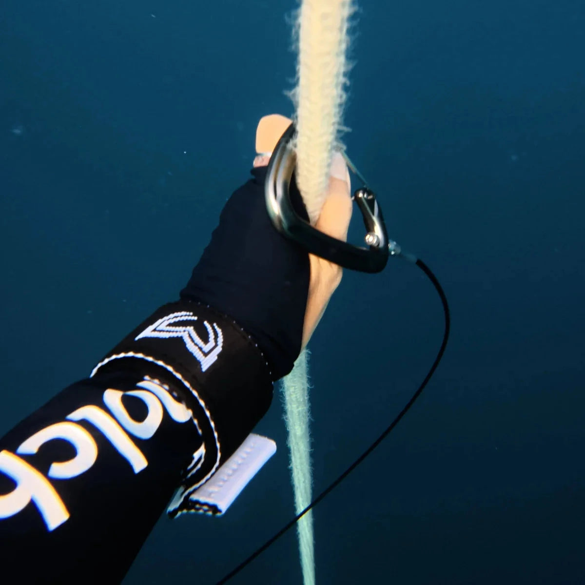 Molchanovs 2.5mm Freediving Lanyard — freediving lanyard image 2